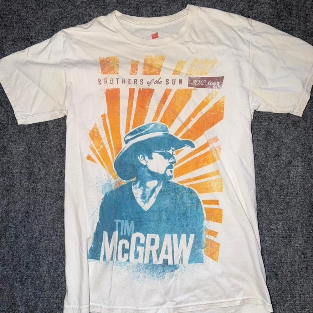 Y2K Tim McGraw white cotton concert tshirt